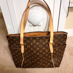 Designer Inspired tote style shoulder bag